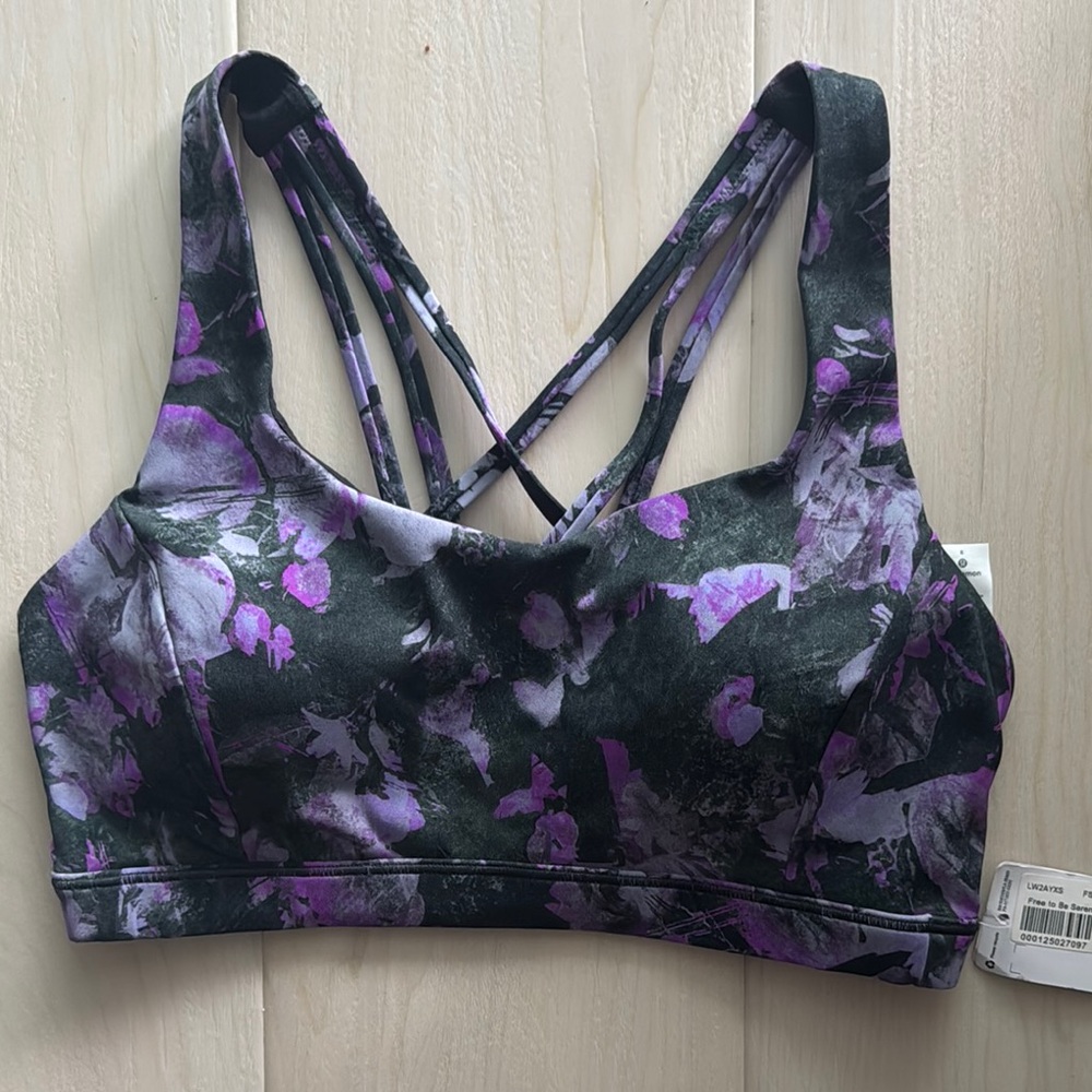 Lululemon Free to Be Serene Sports Bra Size 8